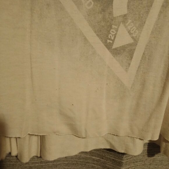 💣4/$10 💣 Guess tank - Picture 3 of 3